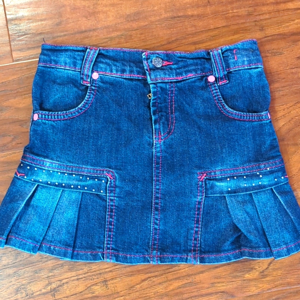 Girls sz 8 Bench jean skirt